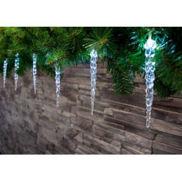 Reťaz MagicHome Vianoce Icicle, 12 LED studená biela, 12 cencúľov, 3xAA, IP44, exteriér, osvetlenie, L-2,20 m